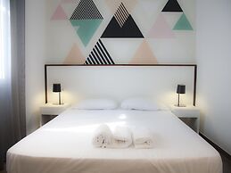 Flats Friends Soho Suites