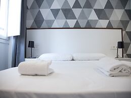 Flats Friends Soho Suites