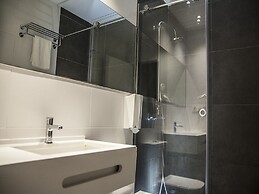 Flats Friends Soho Suites