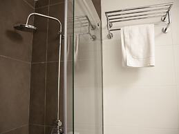 Flats Friends Soho Suites