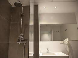 Flats Friends Soho Suites