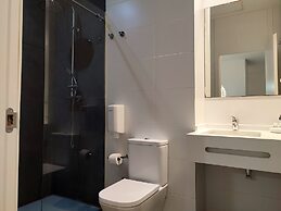 Flats Friends Soho Suites