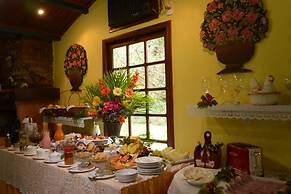 Hotel Pousada Esmeralda