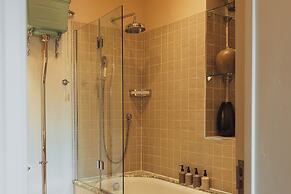 No.15 by GuestHouse, Bath