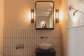 No.15 by GuestHouse, Bath