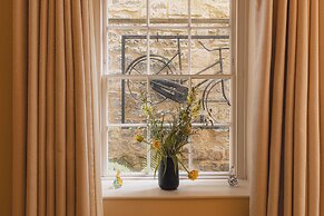 No.15 by GuestHouse, Bath