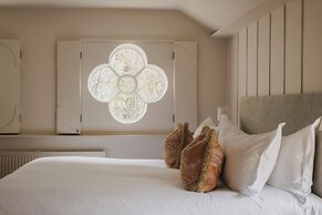 No.15 by GuestHouse, Bath