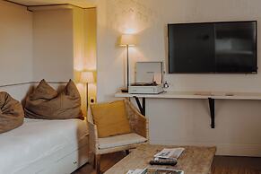 No.15 by GuestHouse, Bath