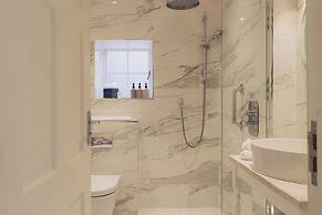 No.15 by GuestHouse, Bath