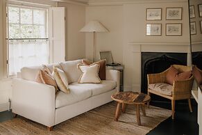 No.15 by GuestHouse, Bath