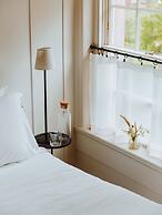 No.15 by GuestHouse, Bath