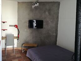 B&B PompeiLog
