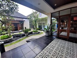 Gaing Mas Jimbaran Villas by Gaing Mas Group