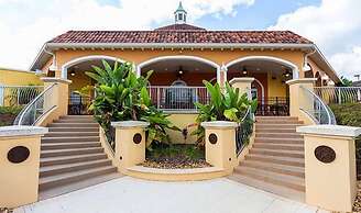 Maria's Regal Palms Townhouse
