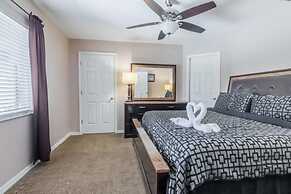 Thomas's Hillcrest Estate Villa