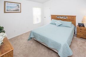 Sarah's Hampton Lakes Villa