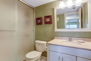 Oceanfront Condo with Spacious Patio and Private Walkway to the Beach 