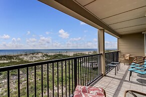Coral Sands 102 2 Br condo by RedAwning