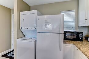 Coral Sands 102 2 Br condo by RedAwning