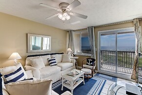 Coral Sands 102 2 Br condo by RedAwning