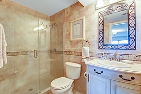 Oceanfront Condo, Private Walkway to the Beach by RedAwning