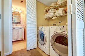 Oceanfront Condo, Private Walkway to the Beach by RedAwning