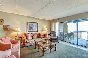 Oceanfront Condo, Private Walkway to the Beach by RedAwning