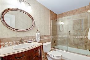 Oceanfront Condo, Private Walkway to the Beach by RedAwning