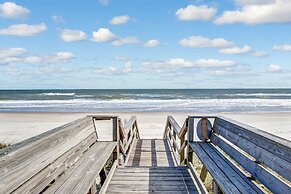 Ocean View Condo, Easy Acces to the Pool and Private Walkway to the Be