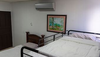 Hotel Cañas