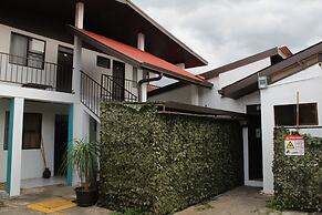 Hotel Cañas