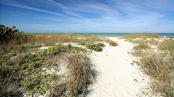 Hamilton 206 2 Br condo by RedAwning