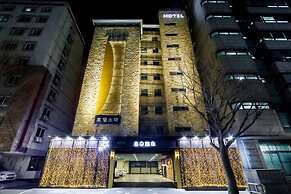 Soma Hotel