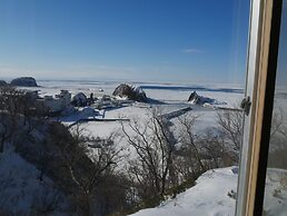 Shiretoko Yuhi No Ataruie Onsen Hostel