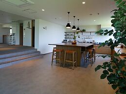 Shiretoko Yuhi No Ataruie Onsen Hostel