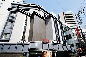 17th Hotel