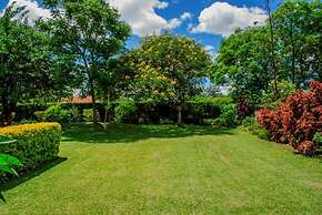 Ebuhleni Guest Lodge