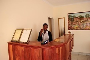 Ebuhleni Guest Lodge