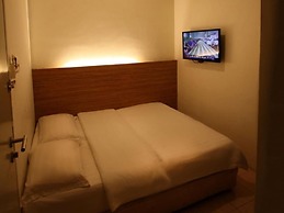 Place2Stay - Airport