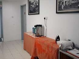 Place2Stay - Airport