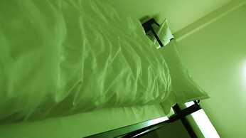 Ha Long Happy Hostel - Adults Only