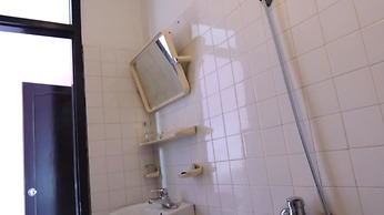 Ha Long Happy Hostel - Adults Only