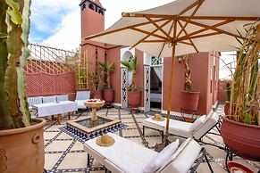 Riad Kaiss by Anika
