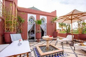 Riad Kaiss by Anika