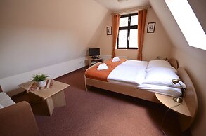 Hotel Paradies
