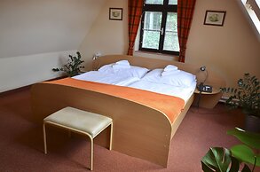 Hotel Paradies