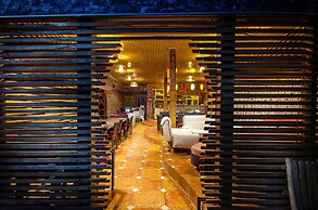 Space Hotel Apartments & Spa