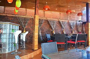 Space Hotel Apartments & Spa