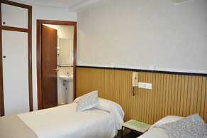 Hostal Ramón y Cajal