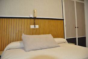 Hostal Ramón y Cajal